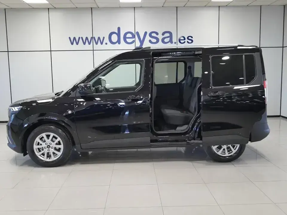 Nuevo Ford Tourneo Courier Titanium 125 CV (91 kW) 2026 Negro Monovolumen