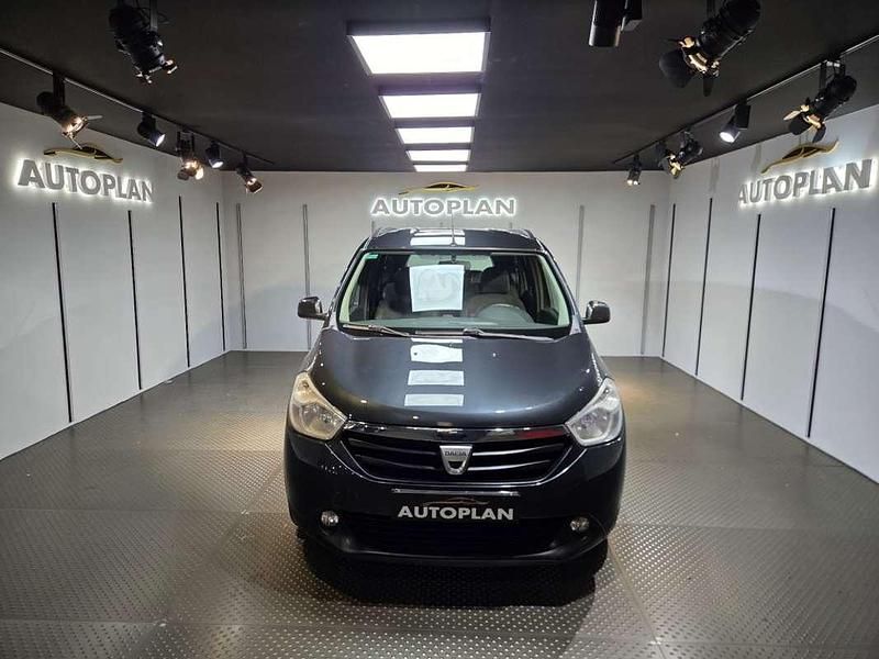 Usado Dacia Lodgy Lauréate 110 CV (80 kW) 2014 Gris Monovolumen