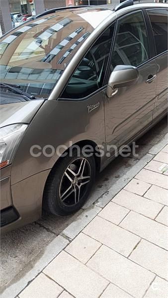 Usado Citroën Grand C4 Picasso Exclusive 110 CV (80 kW) 2009 Gris / plata Monovolumen