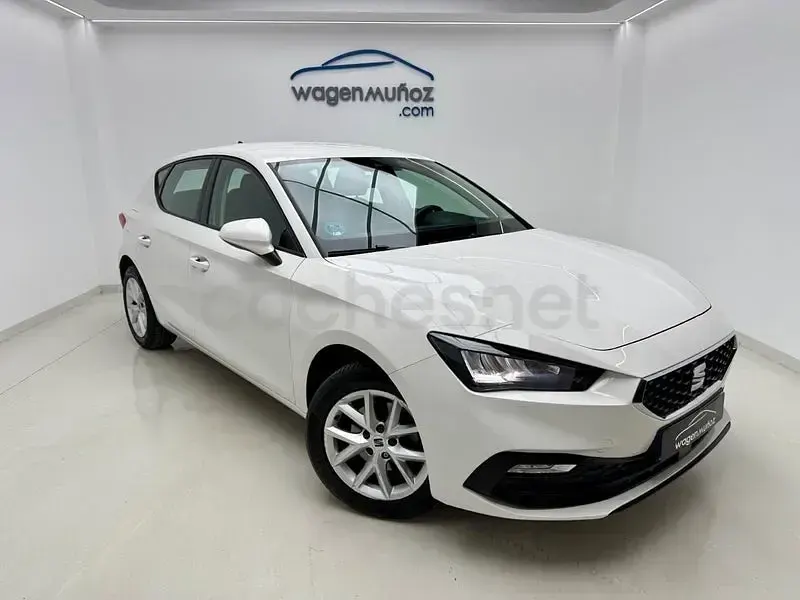 Usado Seat Leon Reference 115 CV (84 kW) 2022 Blanco Berlina