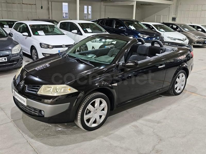 Usado Renault Mégane Cabriolet Dynamique 110 CV (80 kW) 2007 Negro Descapotable