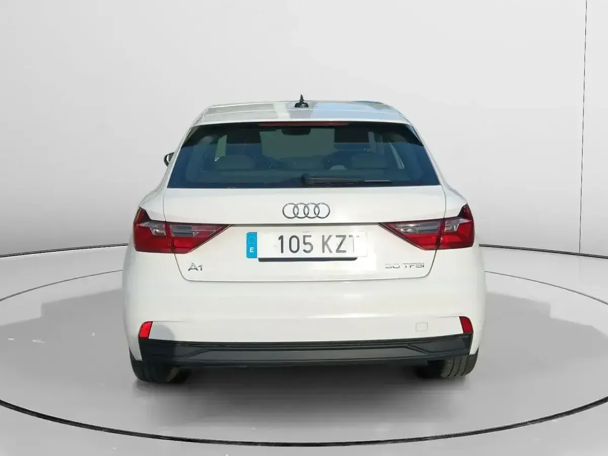 Usado Audi A1 Design 116 CV (85 kW) 2019 Rojo SUV