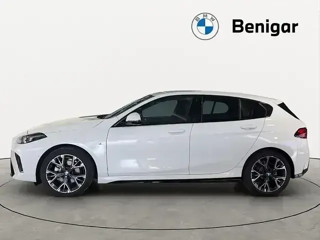 Usado BMW 118 Shadowline 150 CV (110 kW) 2025 Blanco Utilitario