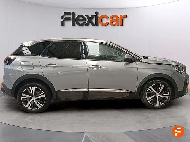 Usado Peugeot 3008 Allure 130 CV (95 kW) 2019 Gris / plata SUV