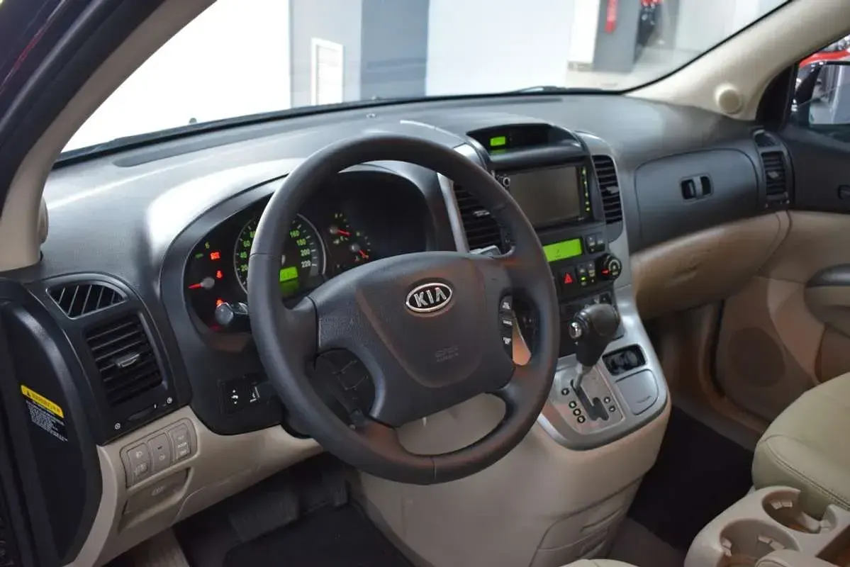 Usado Kia Carnival 185 CV (136 kW) 2008 Monovolumen