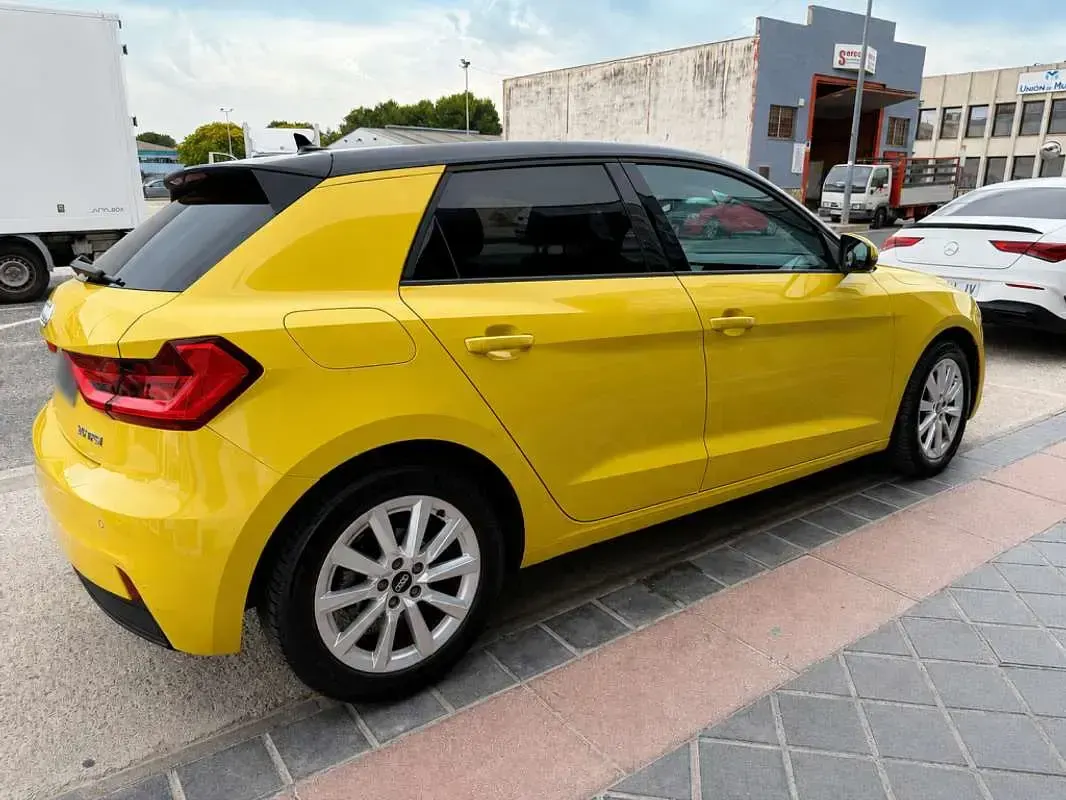 Usado Audi A1 Sportback Advanced 150 CV (110 kW) 2021 Amarillo Utilitario