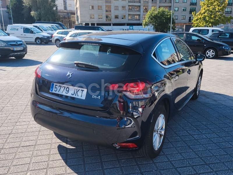 Usado DS Automobiles DS4 Design 120 CV (88 kW) 2016 Azul Berlina