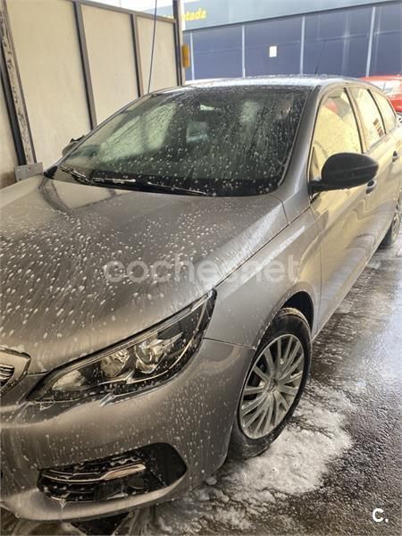 Gris / plata Usado 2019 Peugeot 308 Access Familiar | 6000 € (Super precio) - Imagen 1/1