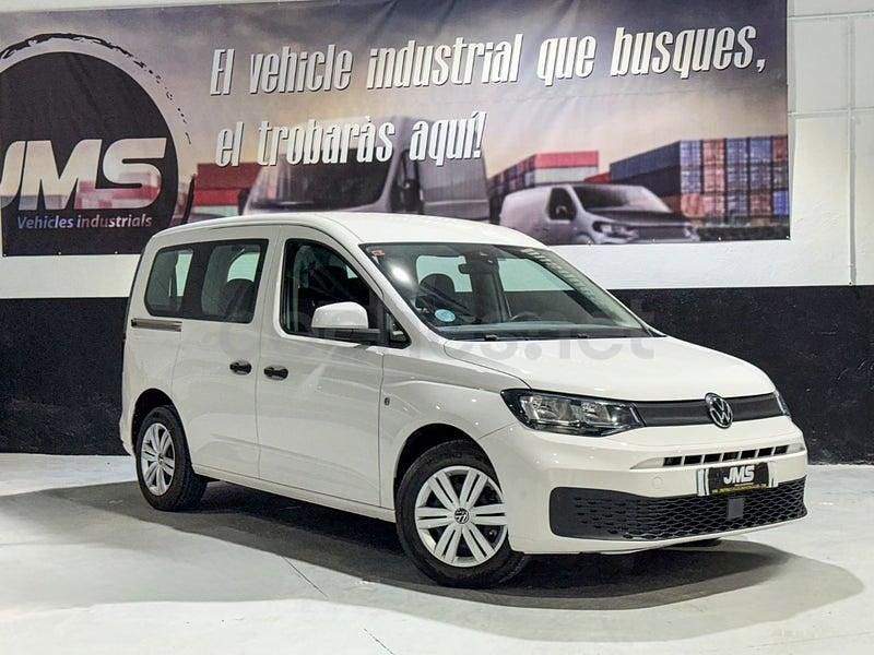 Usado VW Caddy 102 CV (75 kW) 2023 Blanco Monovolumen