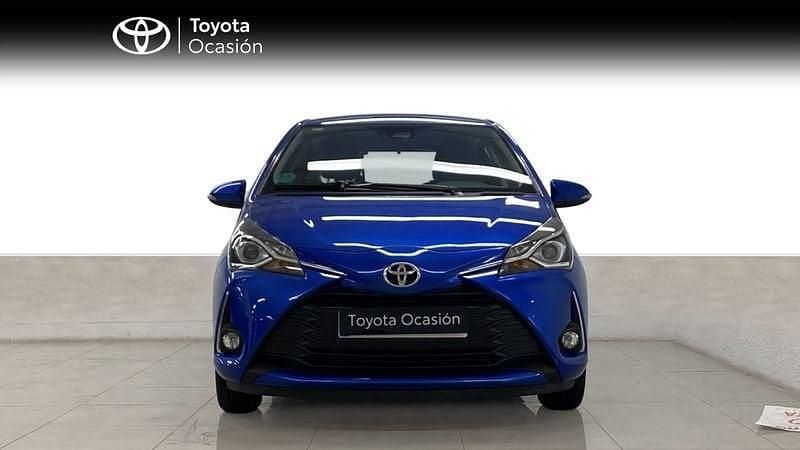 Usado Toyota Yaris Active 100 CV (73 kW) 2019 Azul