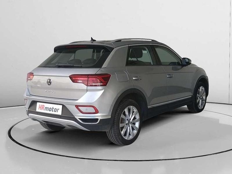 Usado VW T-Roc Style 151 CV (111 kW) 2024 Gris SUV