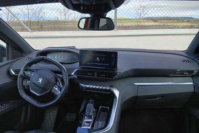 Usado Peugeot 3008 Allure 130 CV (95 kW) 2023 SUV