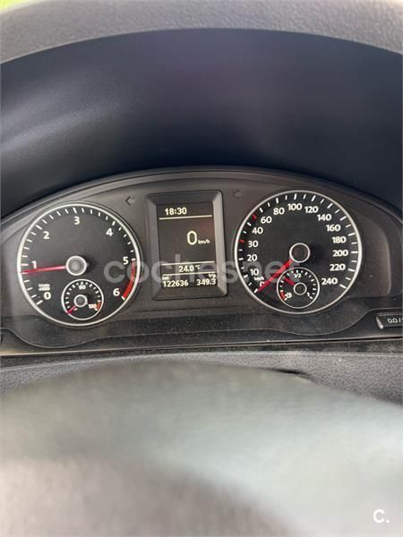 Gris / plata Usado 2015 VW California Edition Van | 39.900 € (Precio justo) - Imagen 1/2