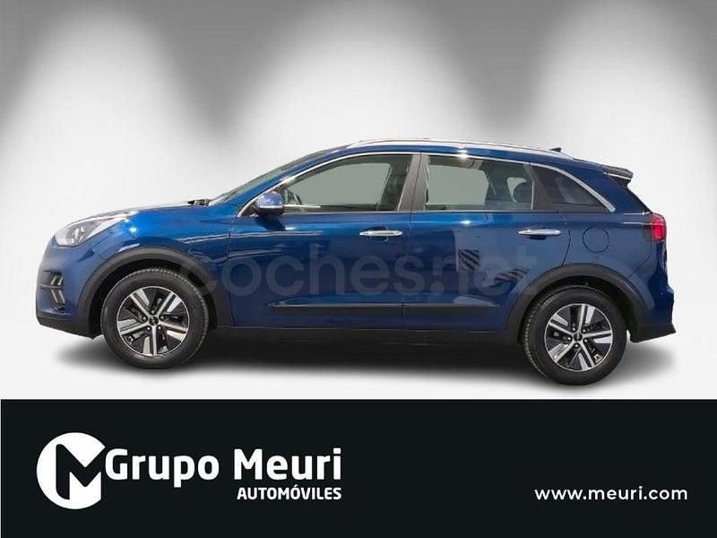 Usado Kia Niro 141 CV (103 kW) 2021 Rojo SUV