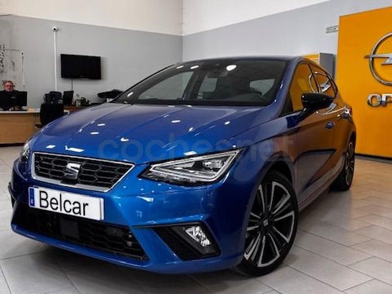 Usado Seat Ibiza FR 115 CV (84 kW) 2025 Azul Utilitario