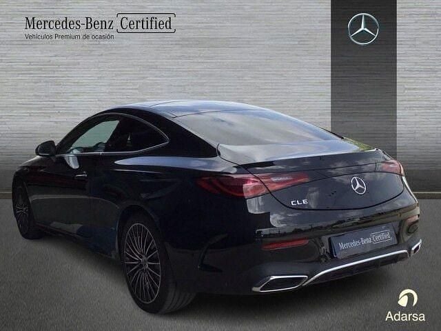 Usado Mercedes CLE220 197 CV (144 kW) 2025 Negro obsidiana