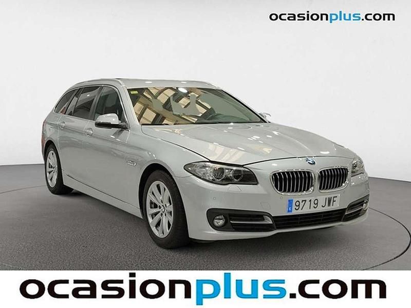 Plateado Usado 2017 BMW 520 Familiar | 19.250 € (Buen precio) - Imagen 1/4