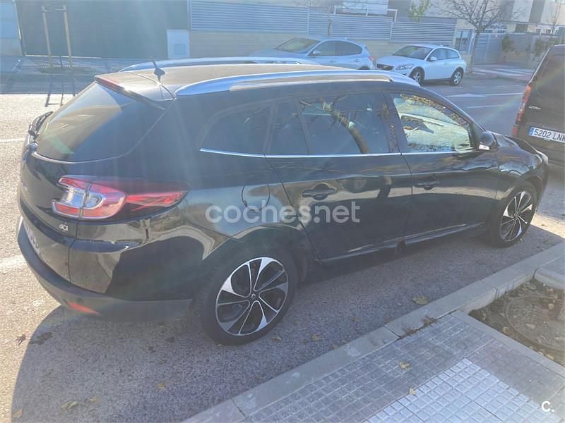 Usado Renault Mégane GrandTour Bose Edition 130 CV (95 kW) 2015 Negro Familiar
