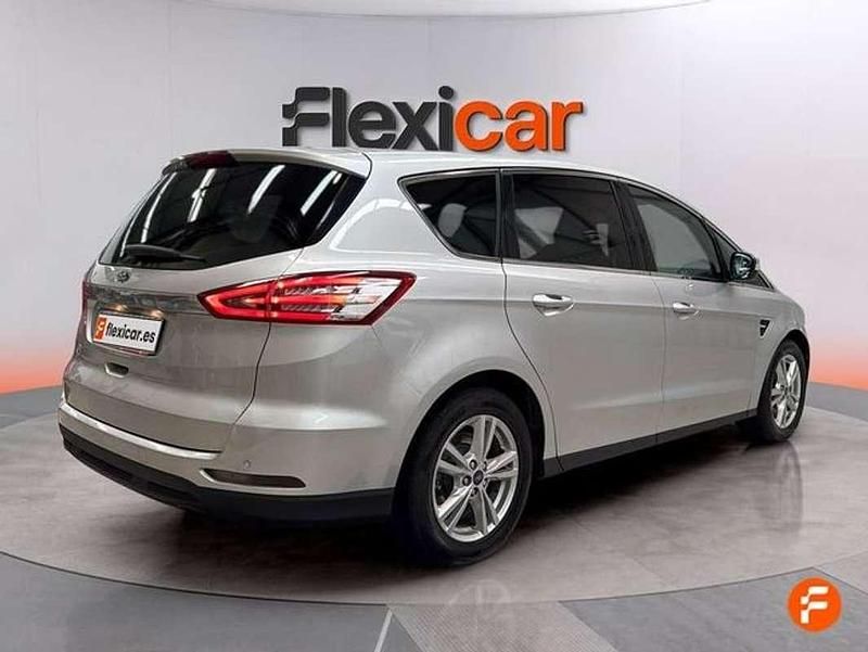 Begagnad Ford S-MAX Titanium 150 HK (110 kW) 2016 Grå Minibuss