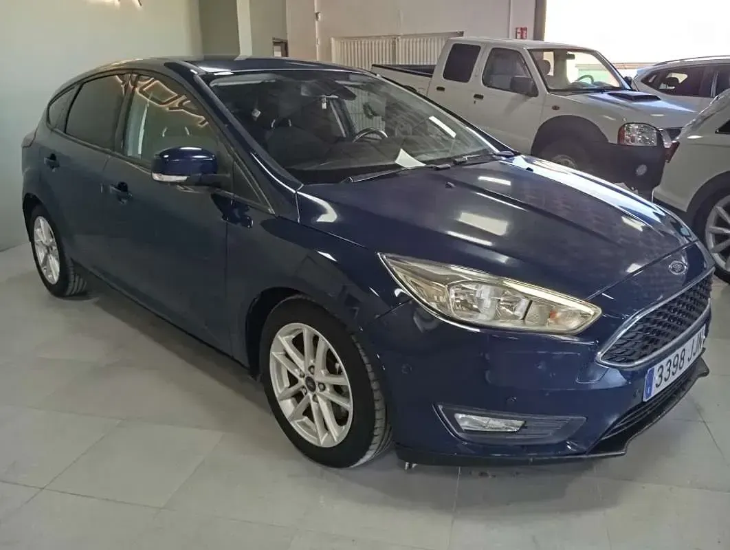 Brugt Ford Focus Titanium 125 HK (91 kW) 2015 Blå Hatchback