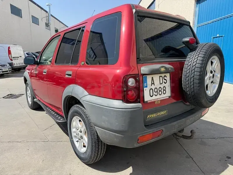 Usado Land Rover Freelander 97 CV (71 kW) 1999 Rojo SUV