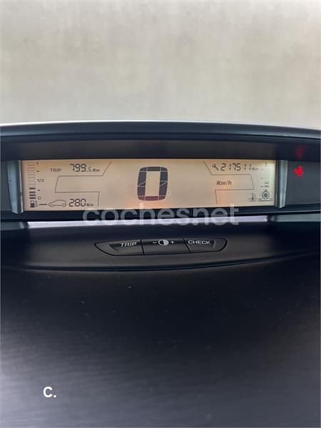 Gris / plata Usado 2004 Citroën C4 VTR Sport Berlina | 1900 € (Buen precio) - Imagen 1/4