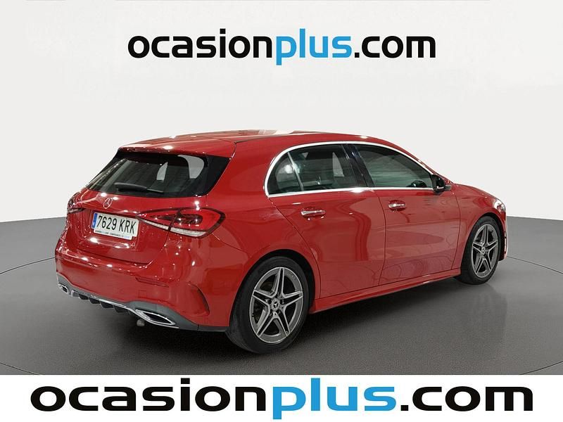 Usado Mercedes A180 116 CV (85 kW) 2018 Rojo Berlina