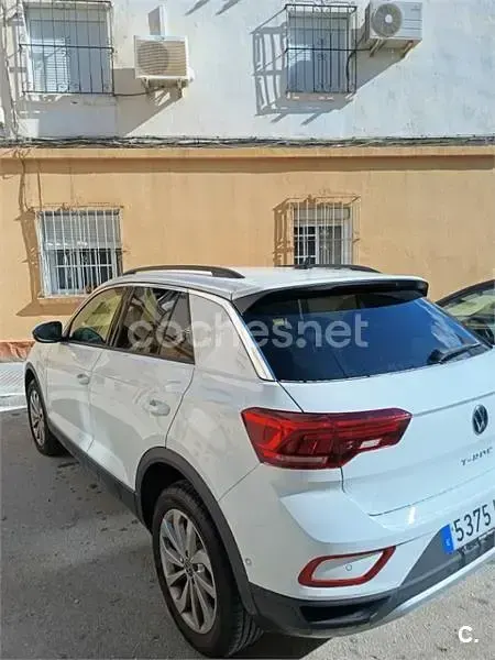 Usado VW T-Roc 150 CV (110 kW) 2025 Blanco SUV