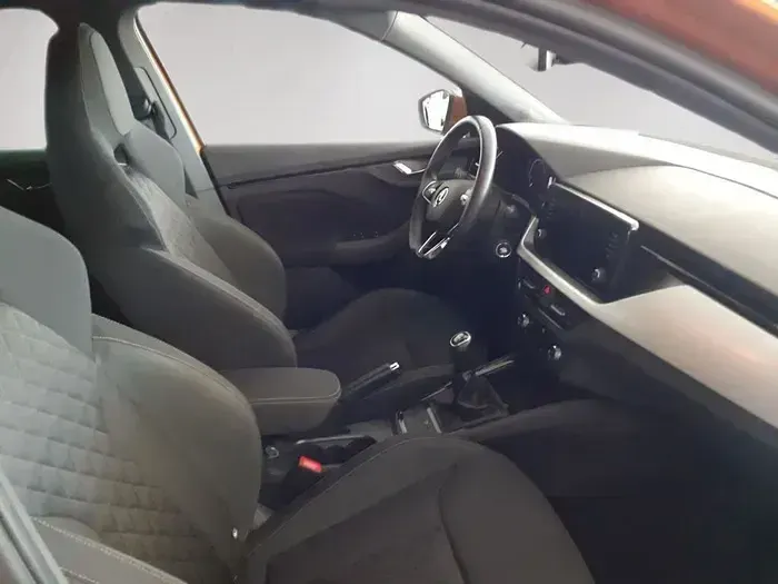 Usado Skoda Kamiq Sport 110 CV (80 kW) 2023 Naranja SUV