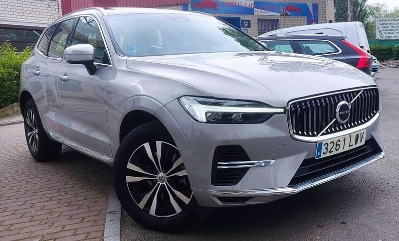 Begagnad Volvo XC60 Inscription 351 HK (258 kW) 2022 Grå SUV