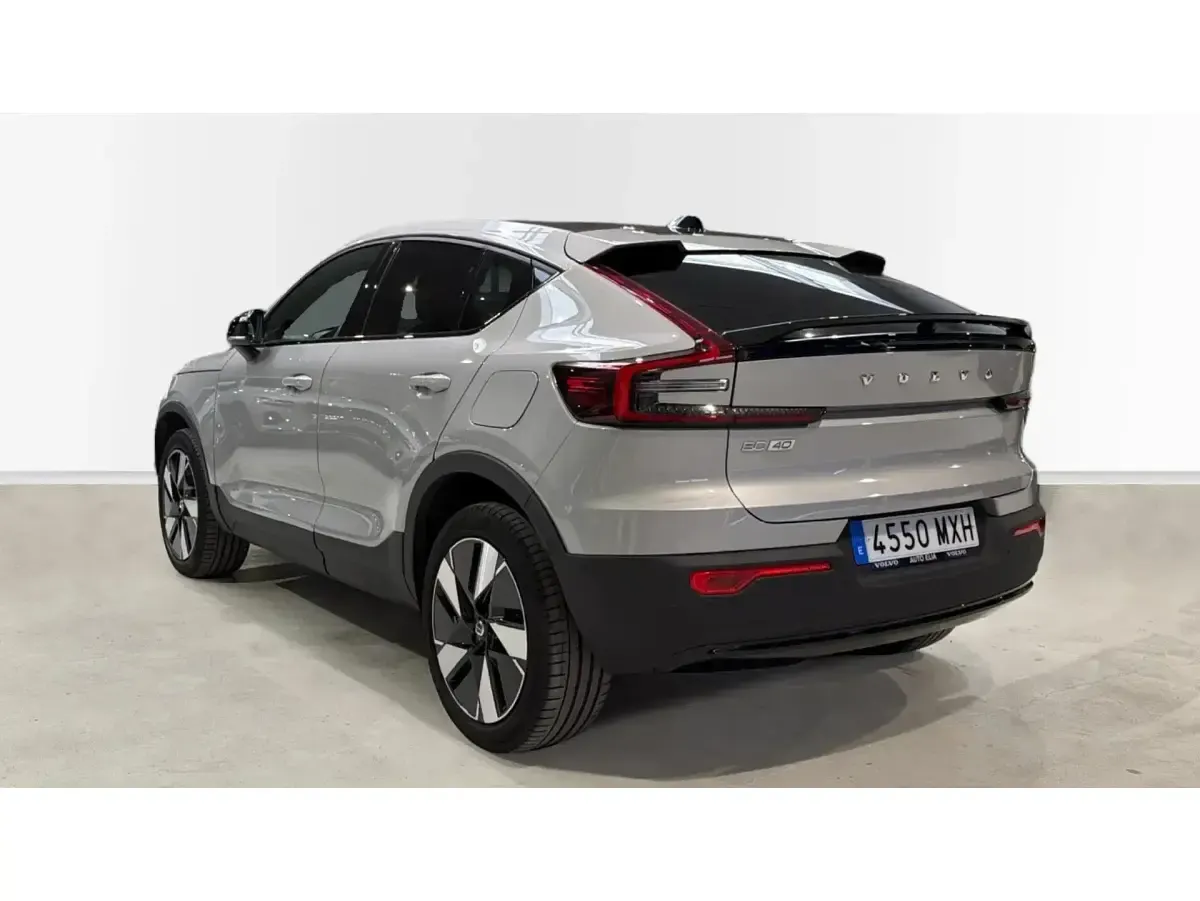 Usado Volvo EC40 Plus 185 kW (252 CV) 2024 Gris SUV