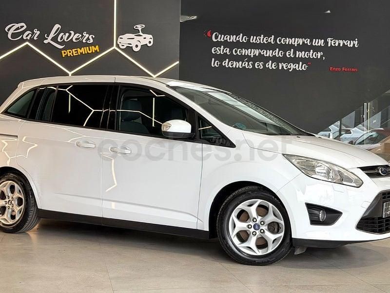 Usado Ford C-MAX Titanium 125 CV (91 kW) 2013 Blanco Monovolumen