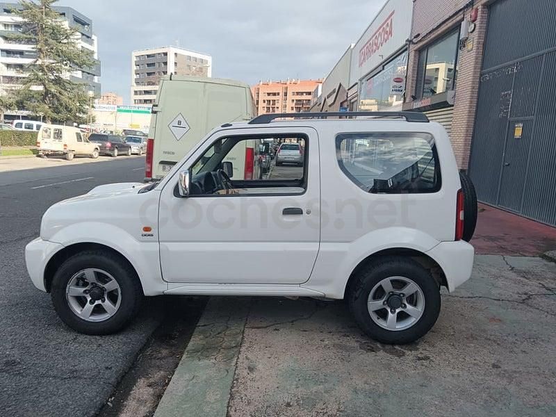 Usado Suzuki Jimny 86 CV (63 kW) 2006 Blanco SUV