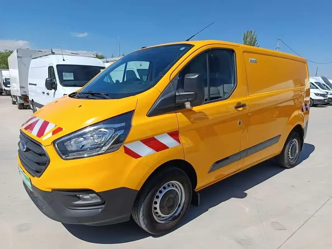 Usado Ford Transit Custom Trend 131 CV (96 kW) 2021 Blanco Van