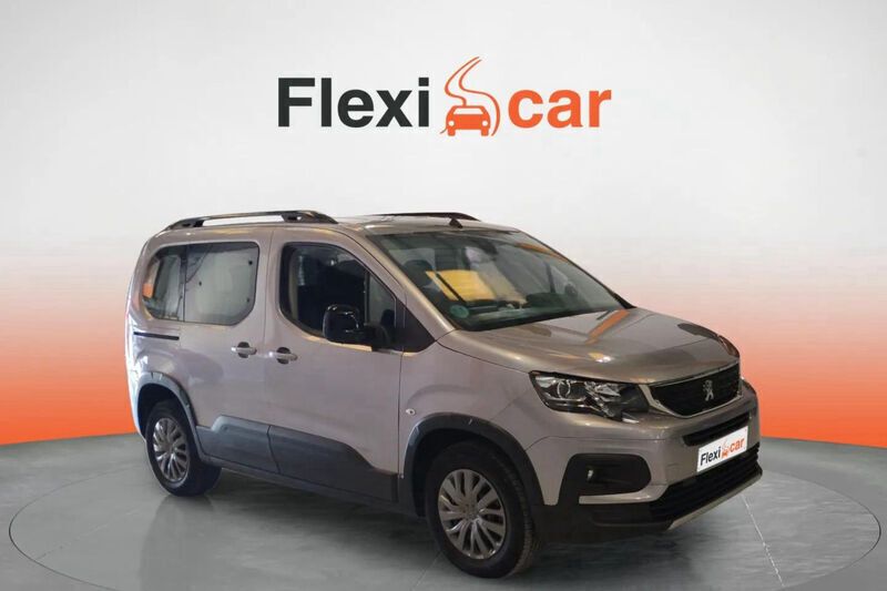 Gris Usado 2023 Peugeot Rifter GT Monovolumen | 19.990 € (Precio justo) - Imagen 1/4