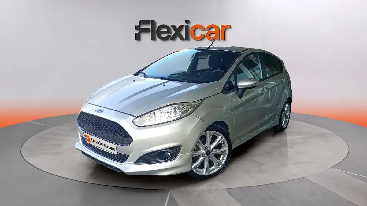 Usado Ford Fiesta ST-Line 101 CV (74 kW) 2017 Gris Utilitario