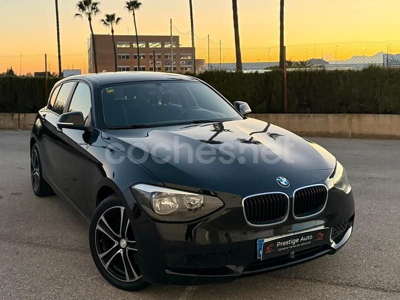 Negro Usado 2013 BMW 114 Sport Line Utilitario | 8990 € (Precio justo) - Imagen 1/4