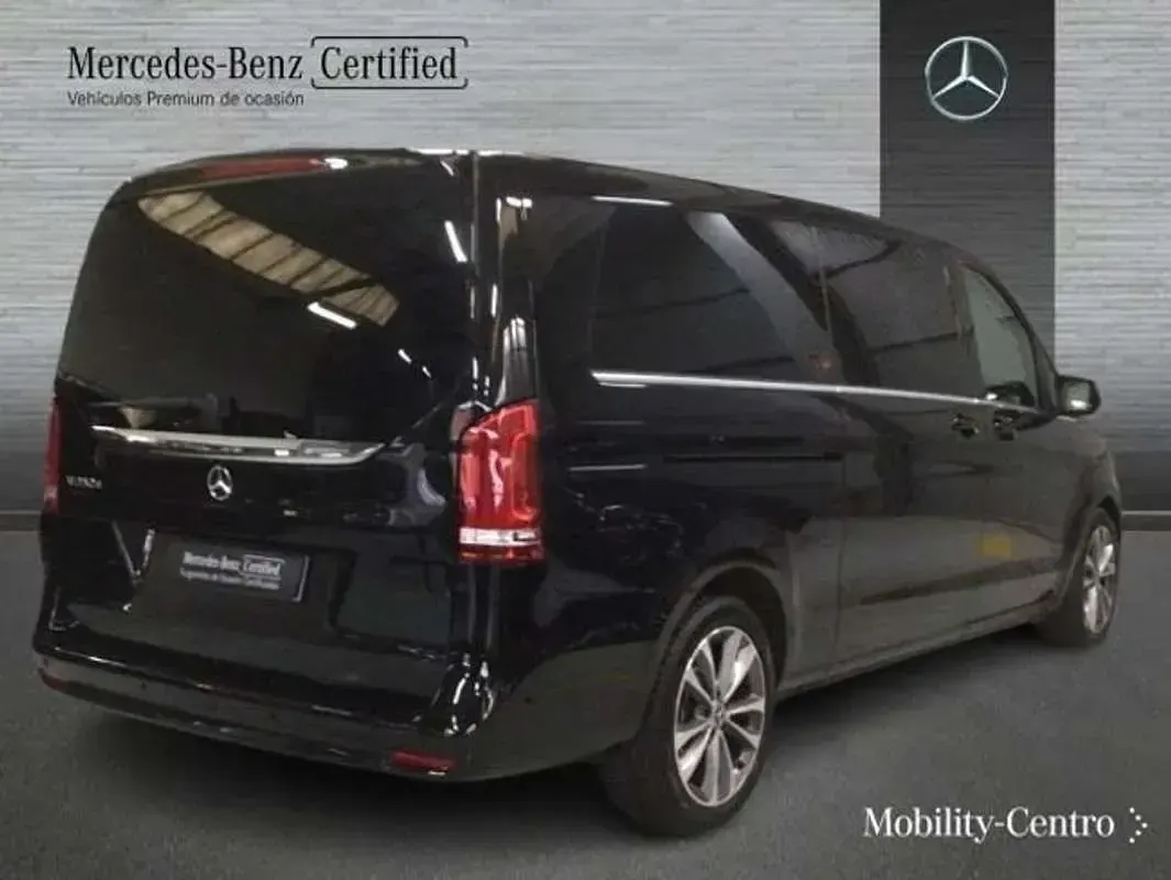 Usado Mercedes V250 Avantgarde 190 CV (139 kW) 2024 Negro Monovolumen