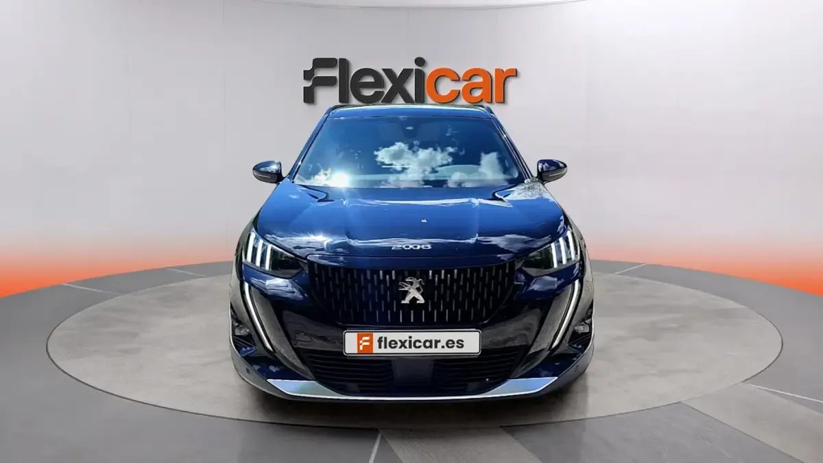 Usado Peugeot 2008 GT 131 CV (96 kW) 2021 Negro SUV