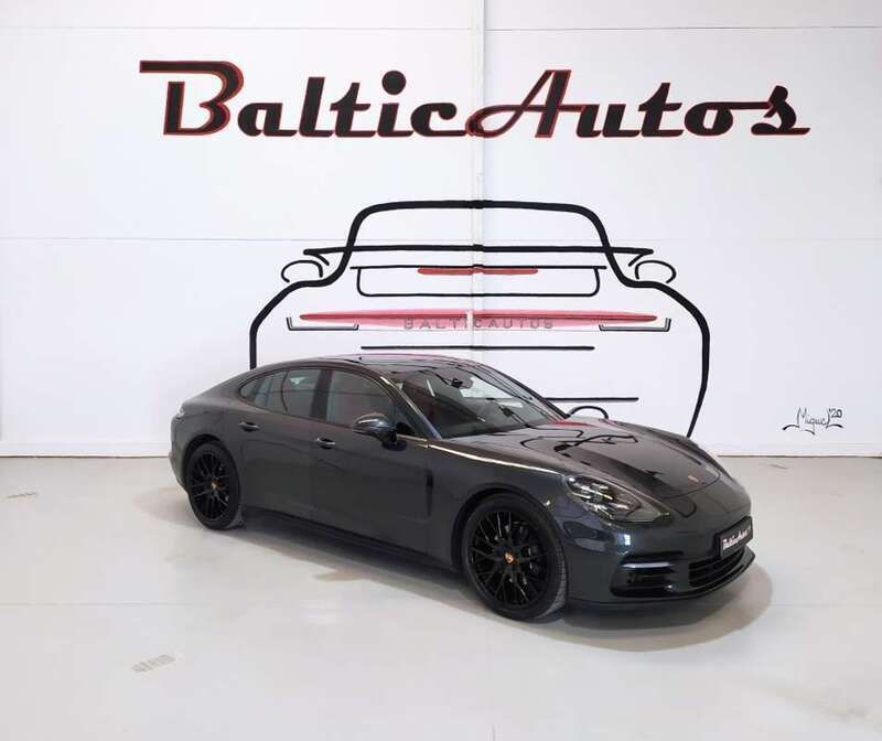 Usado Porsche Panamera 330 CV (242 kW) 2019 Vulcano / metalizado Berlina
