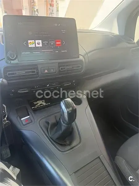 Usado Peugeot Rifter Allure 100 CV (73 kW) 2018 Azul Monovolumen