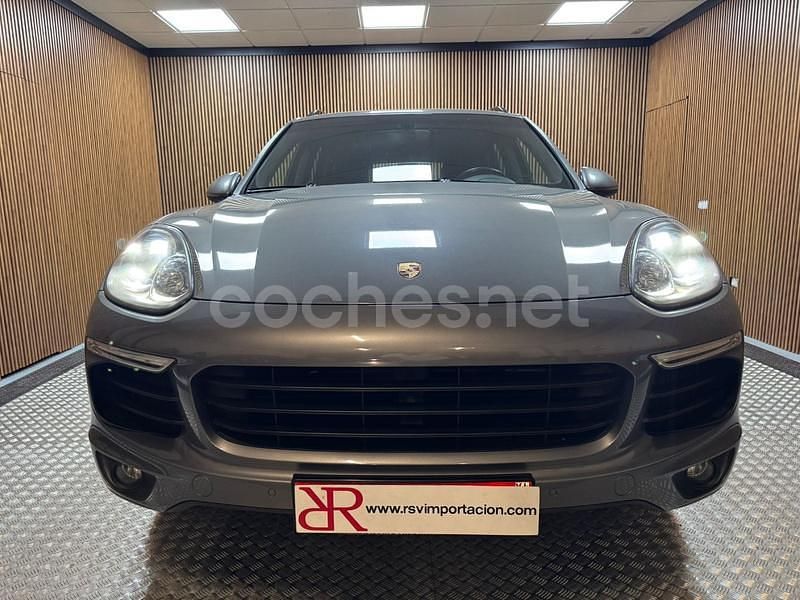 Usado Porsche Cayenne 262 CV (192 kW) 2015 Gris / plata SUV