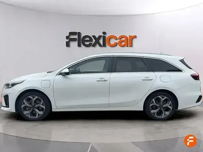 Usado Kia Ceed 141 CV (103 kW) 2022 Blanco Utilitario