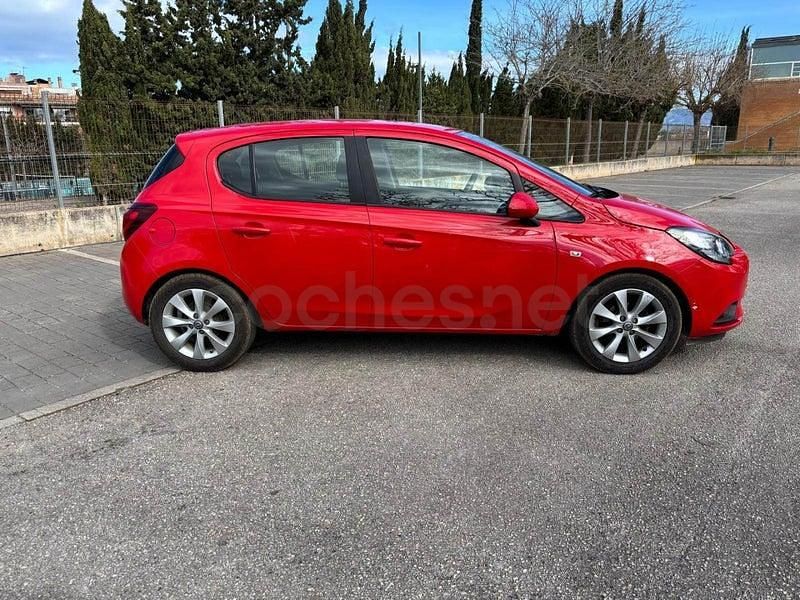 Usado Opel Corsa Business 90 CV (66 kW) 2018 Rojo Utilitario
