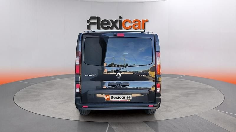Usado Renault Trafic LIMITED 120 CV (88 kW) 2019 Negro Monovolumen