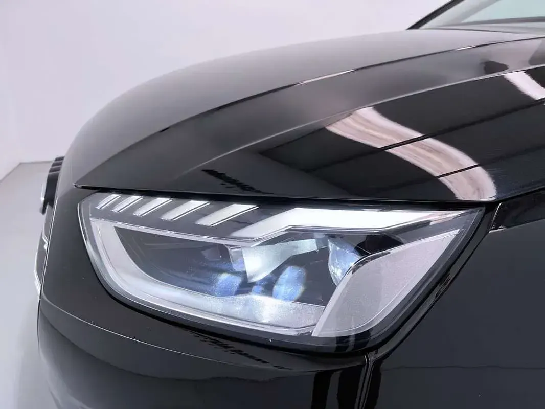 Usado Audi A4 Advanced 190 CV (139 kW) 2020 Negro Familiar