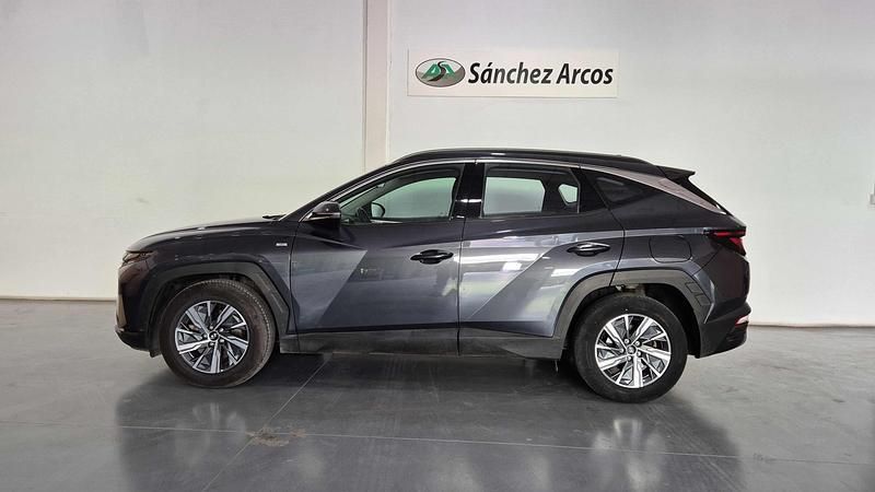 Usado Hyundai Tucson 136 CV (100 kW) 2021 Gris SUV