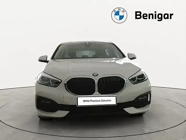 Usado BMW 116 Comfort Edition 116 HP (85 kW) 2024 Branco Citadino