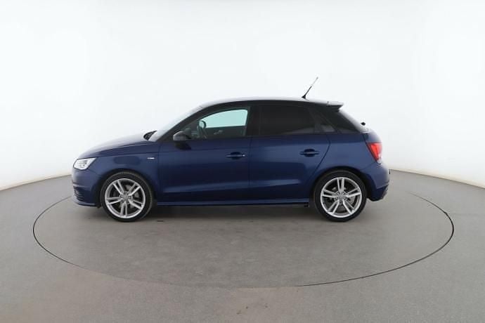 Usado Audi A1 Attraction 115 CV (84 kW) 2018 Azul Utilitario