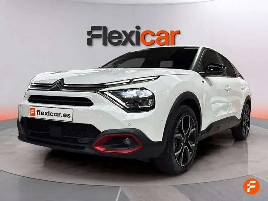 Usado Citroën e-C4 Shine 100 kW (136 CV) 2022 Blanco Berlina